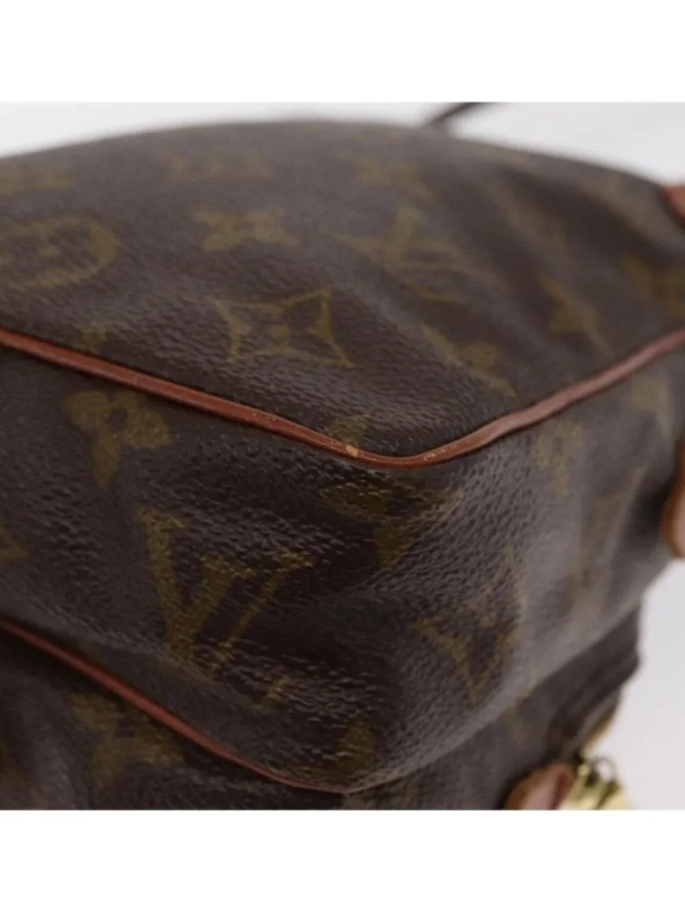 Louis Vuitton pre owned